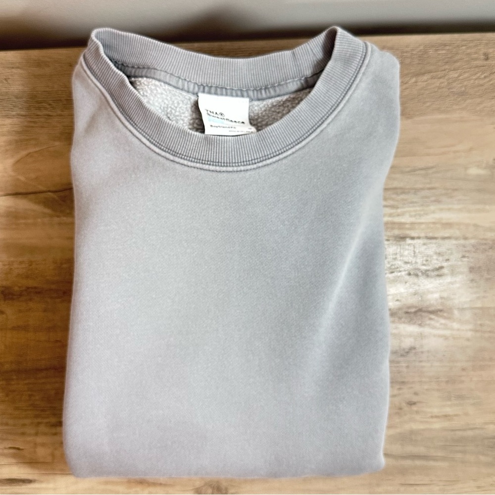 Aritzia TNA Sweatfleece Cozy Fleece BoyfriendFit Crewneck Sweatshirt Medium - Picture 12 of 15